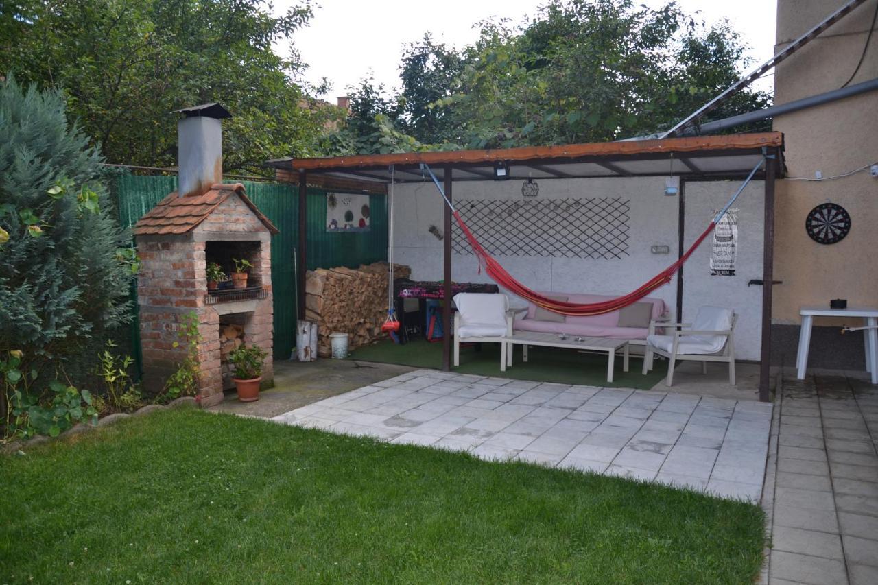 Gavri'S Relaxing Place Брашов Экстерьер фото